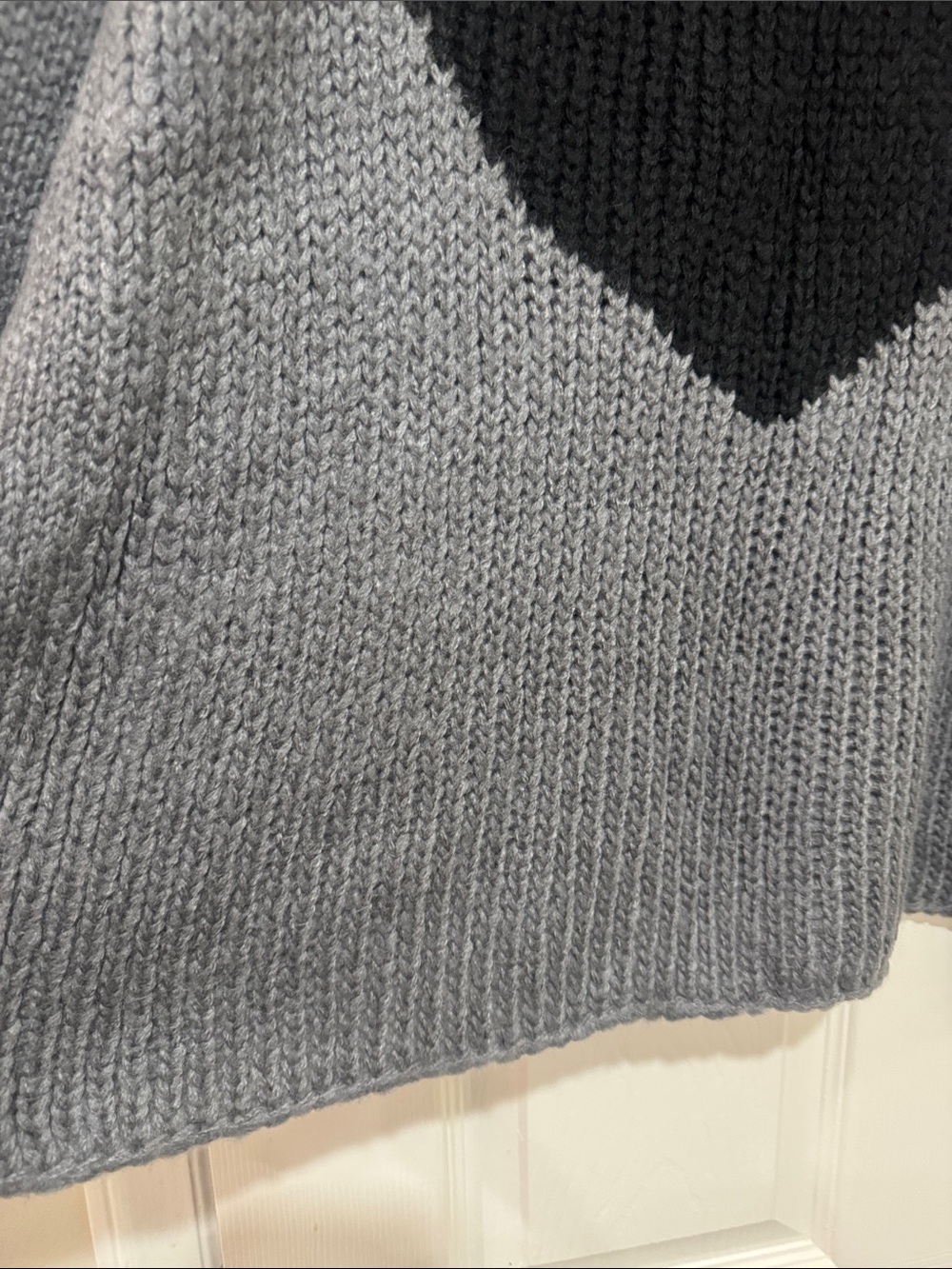 Wooden Ships/Big Heart Top/Sweater/Gunmetal/Black/Size XL/NWT! NEVER WORN! - Picture 7 of 16